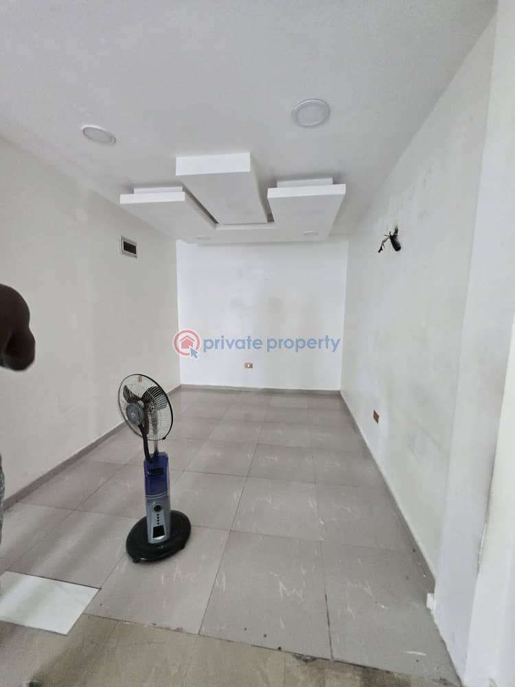 Commercial shop space - 4 1 bedroom Shop For Rent Lekki Phase 1 Lagos - 4