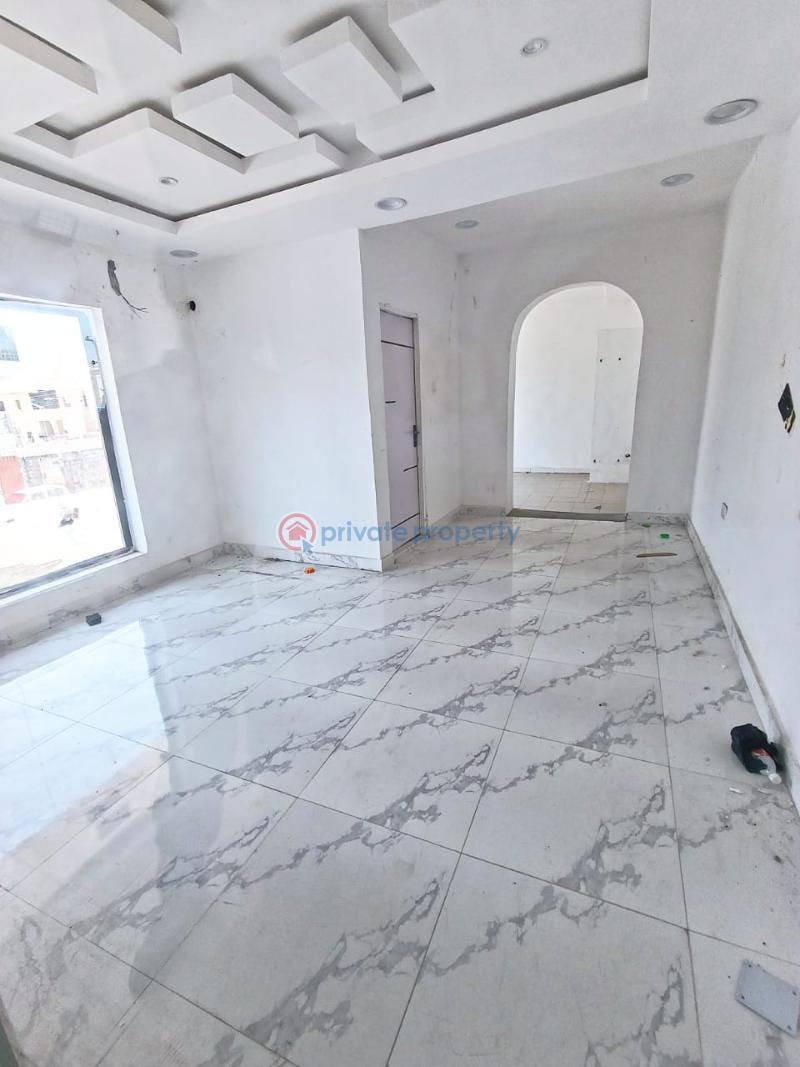 Commercial shop space - 2 1 bedroom Shop For Rent Lekki Phase 1 Lagos - 2