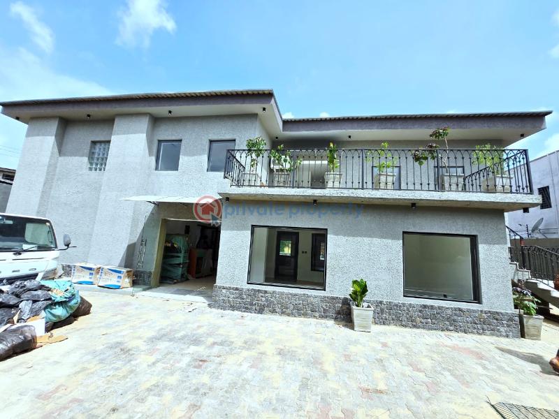 1 bedroom Shop For Rent Falomo  Ikoyi Lagos - 1