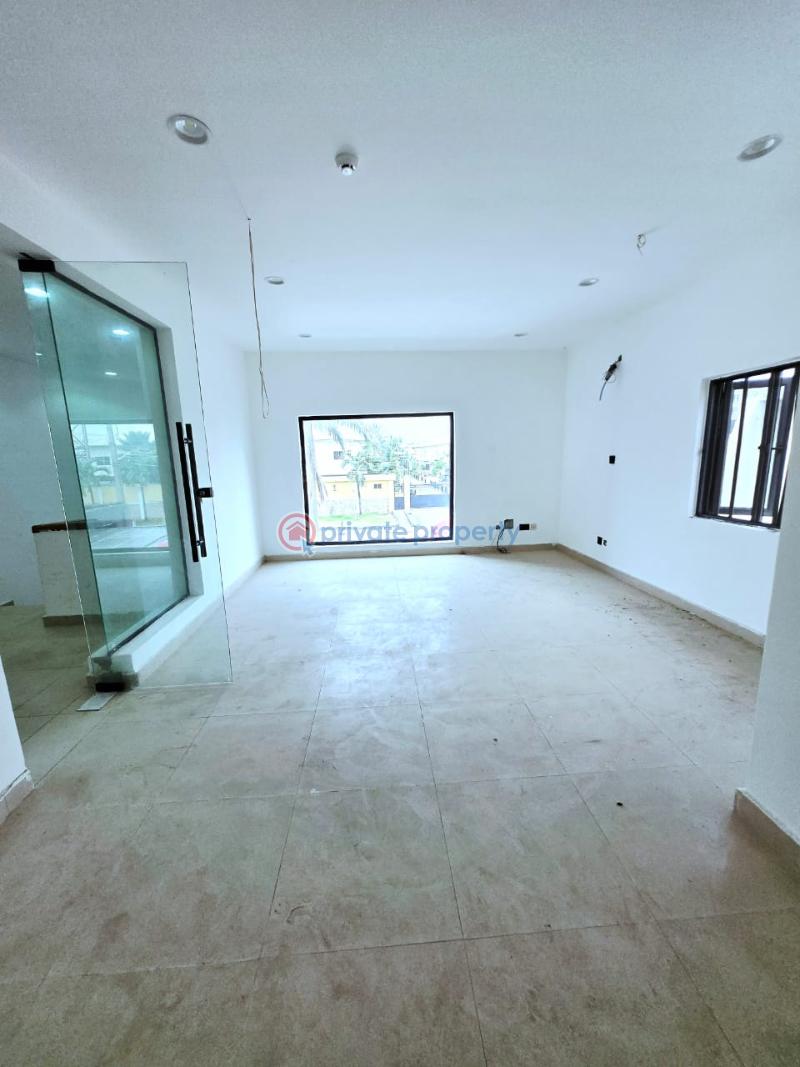 1 bedroom Shop For Rent Lekki Phase 1 Lagos - 3