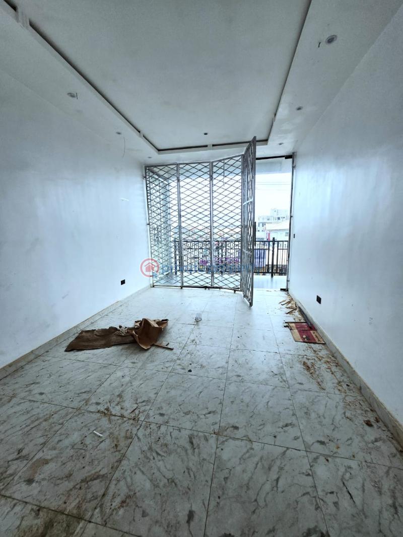 1 bedroom Shop For Rent Agungi Lekki Lagos - 4