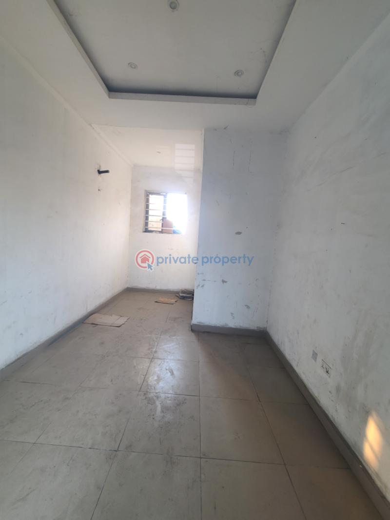 Mall/Complex/Plaza For Rent Igbo Efon Lekki Lagos - 13