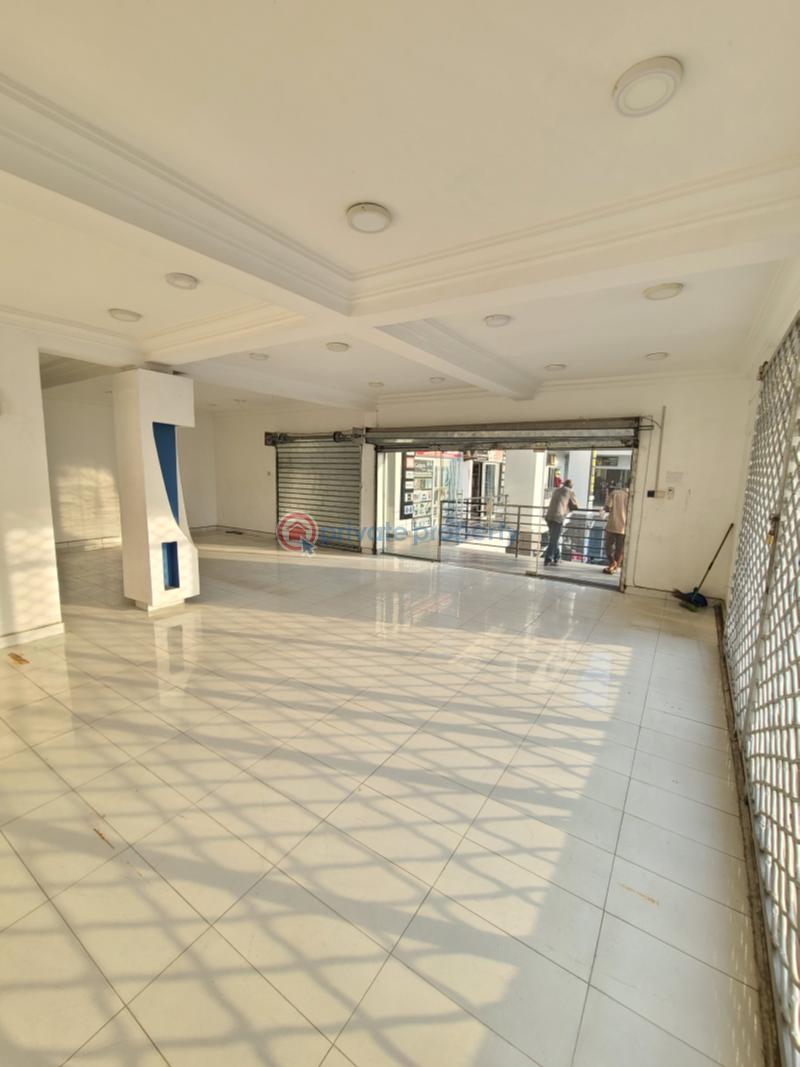 Mall/Complex/Plaza For Rent Agungi Lekki Lagos - 4