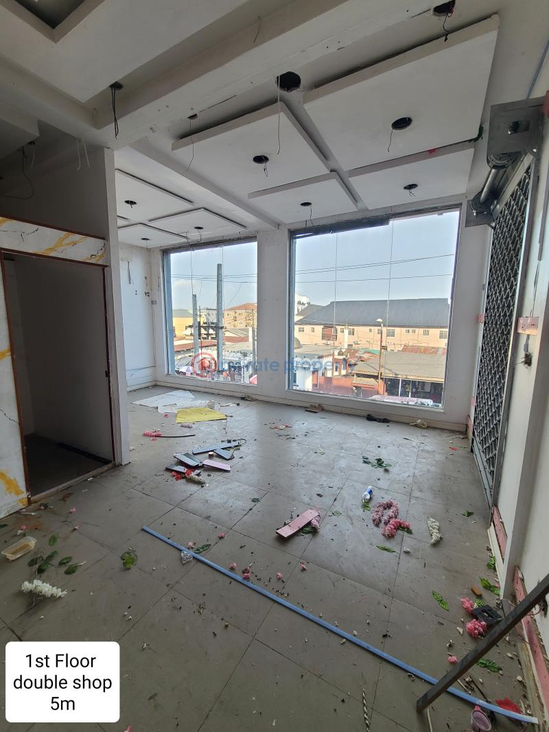 Mall/Complex/Plaza For Rent Igbo Efon Lekki Lagos - 6