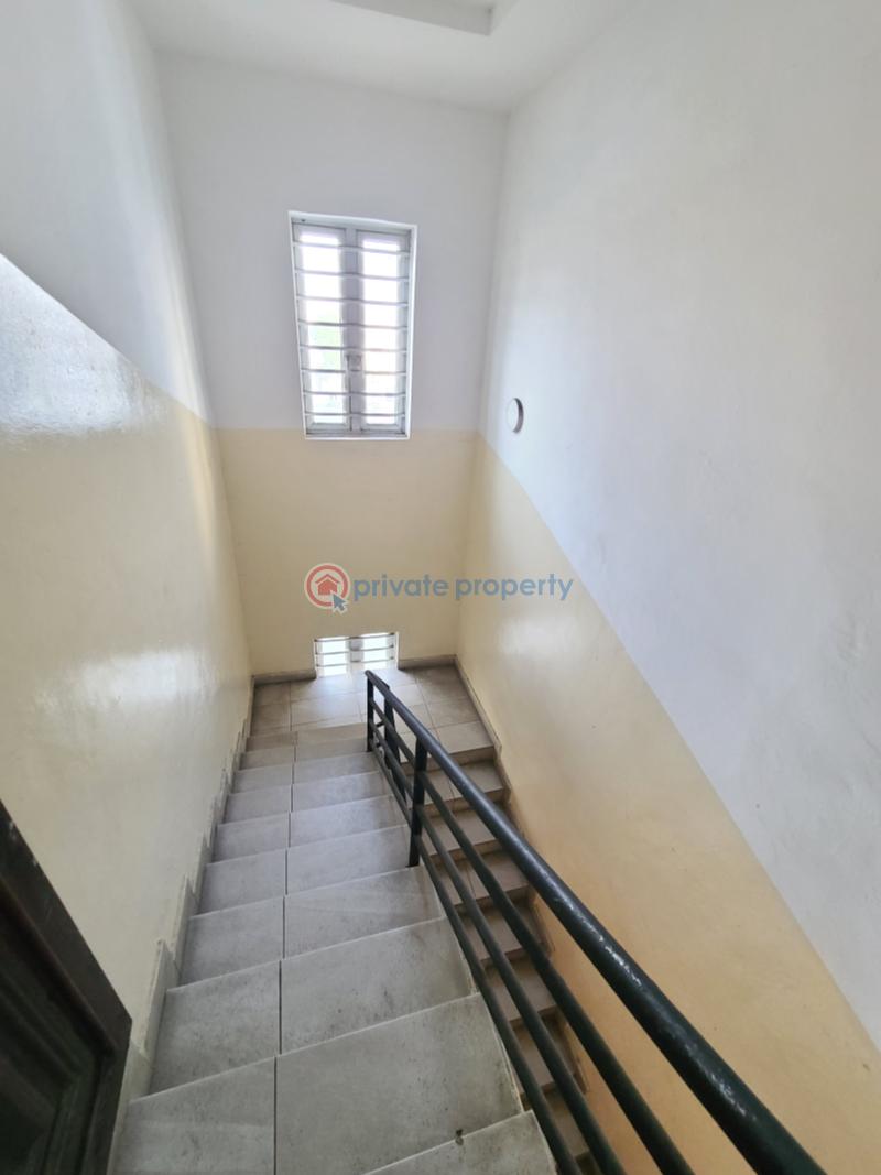 Mall/Complex/Plaza For Rent Agungi Lekki Lagos - 12