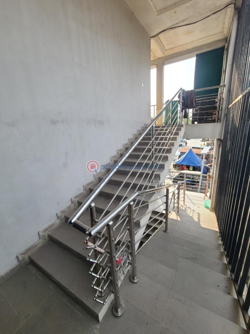 Mall/Complex/Plaza For Rent Igbo Efon Lekki Lagos - 8