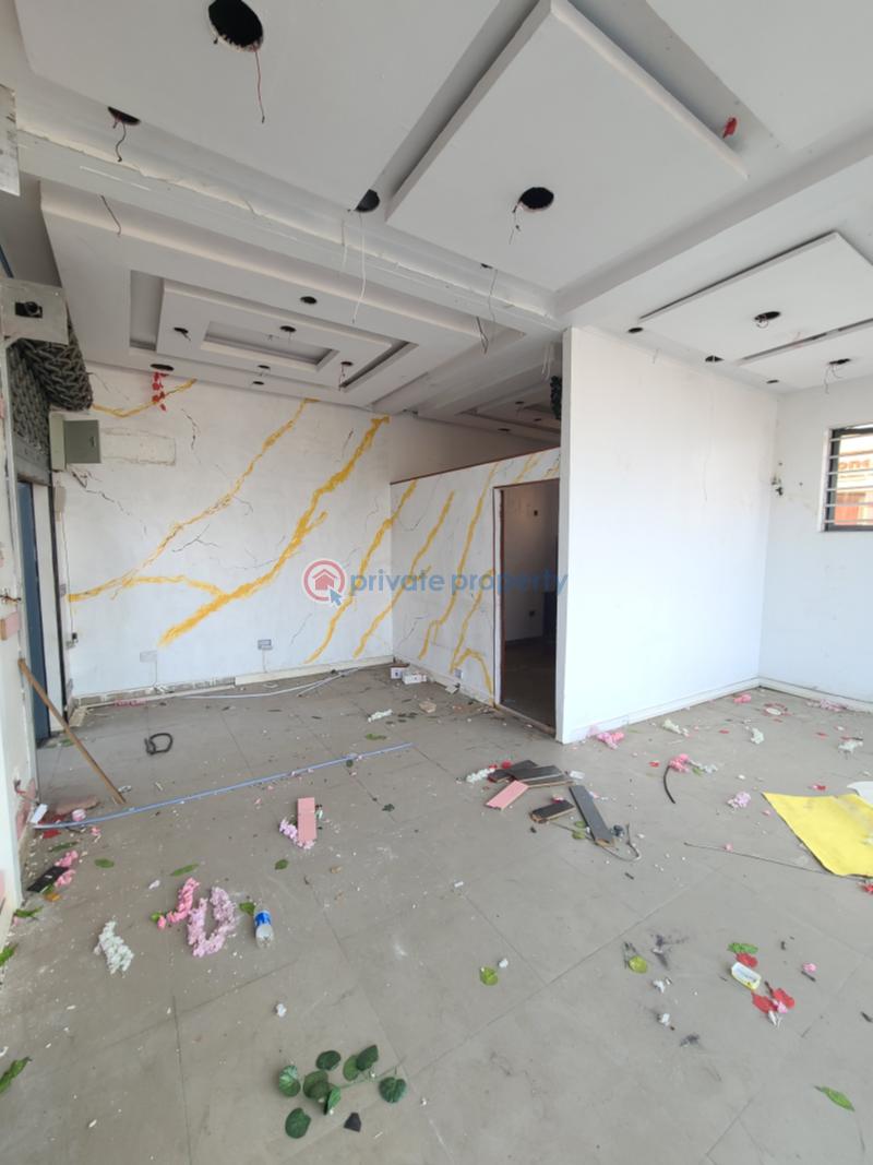 Mall/Complex/Plaza For Rent Igbo Efon Lekki Lagos - 9