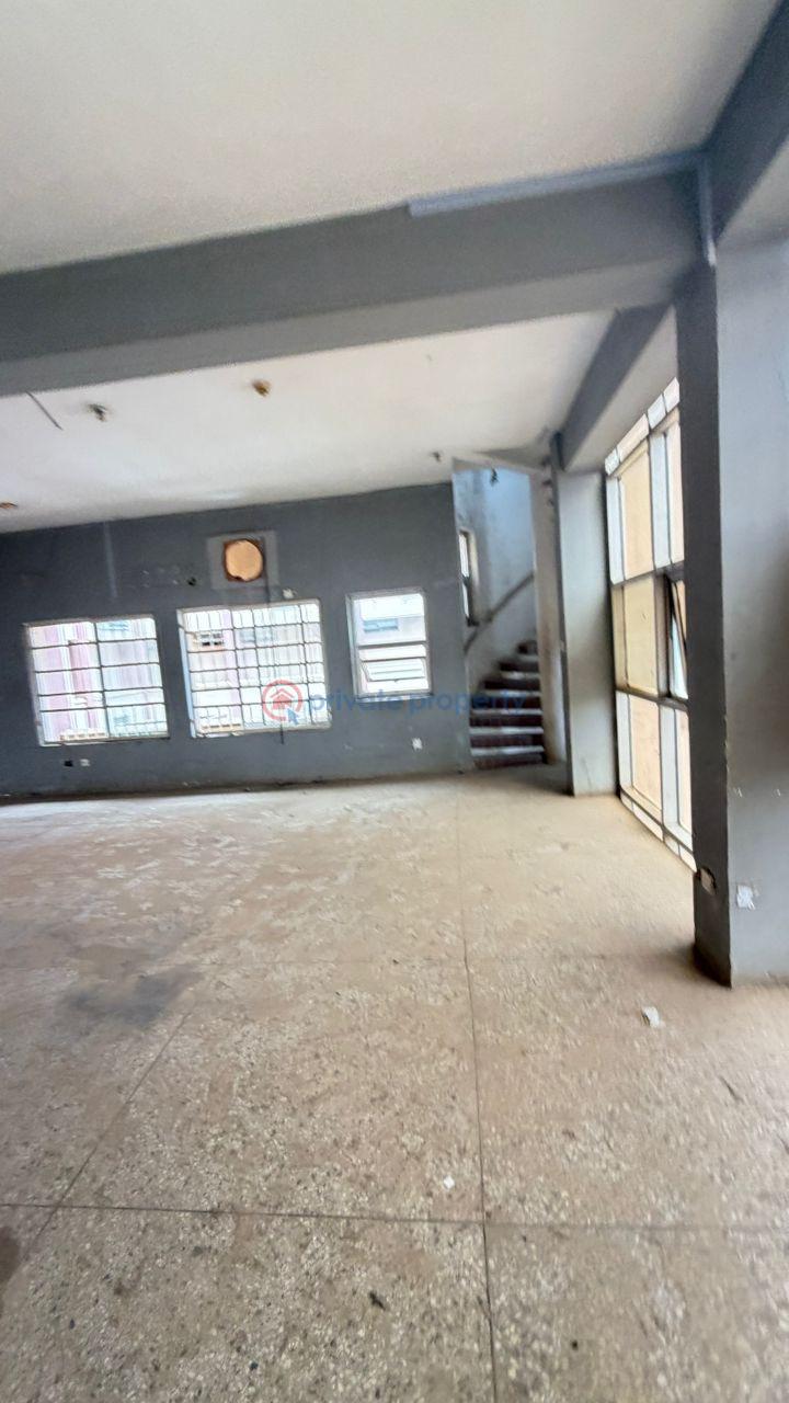 Mall/Complex/Plaza For Rent Garki Abuja Phase 1  - 3