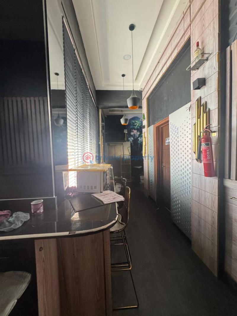 Commercial Property For Rent Lekki Phase 1 Lagos - 6