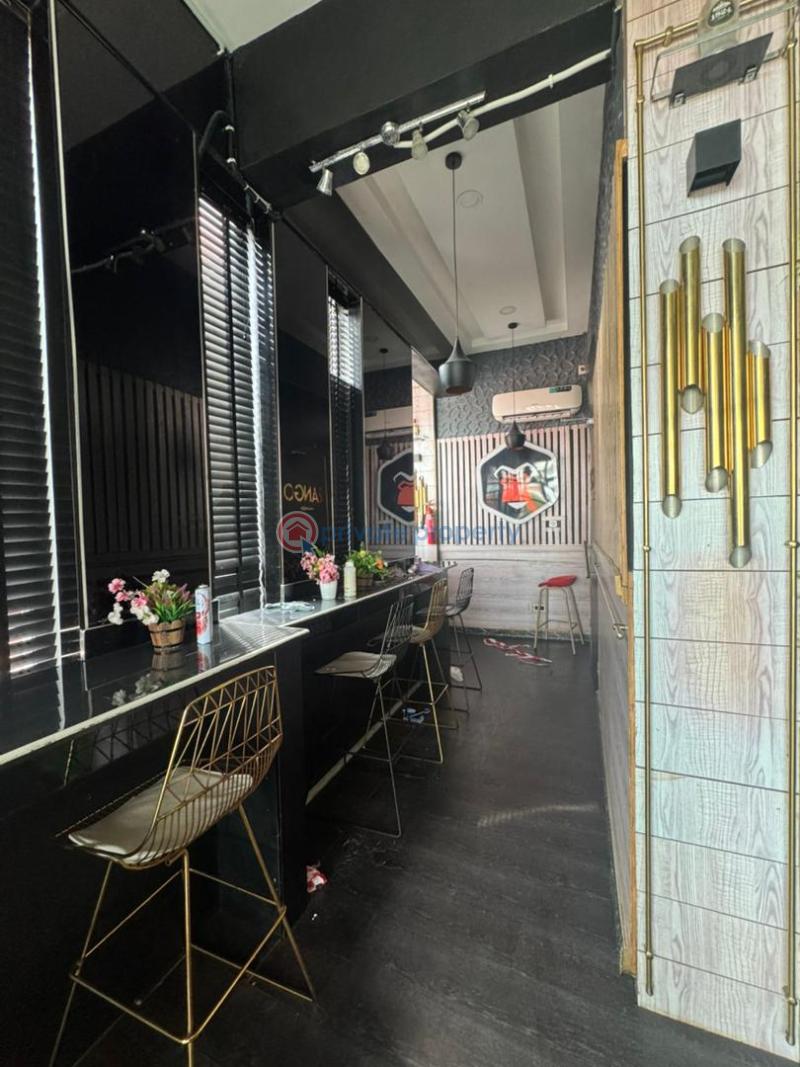 Commercial Property For Rent Lekki Phase 1 Lagos - 8