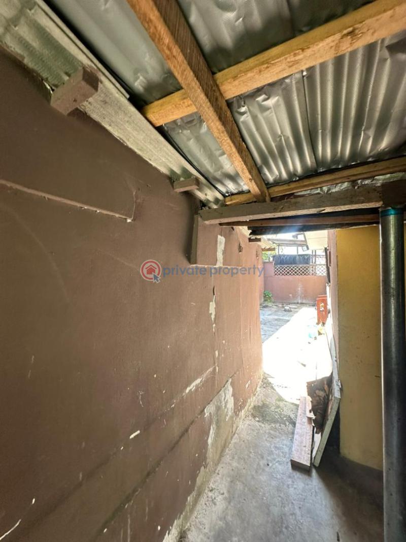 Commercial Property For Rent Victoria Island Lagos - 17