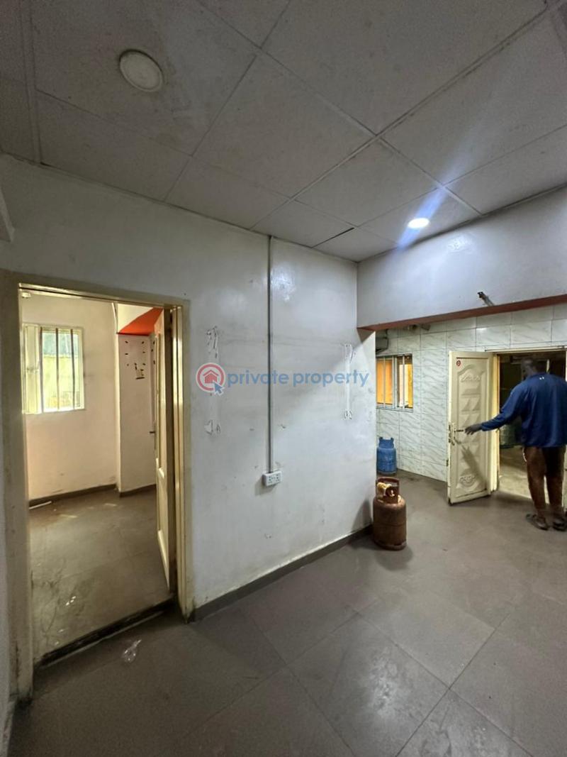 Commercial Property For Rent Victoria Island Lagos - 3