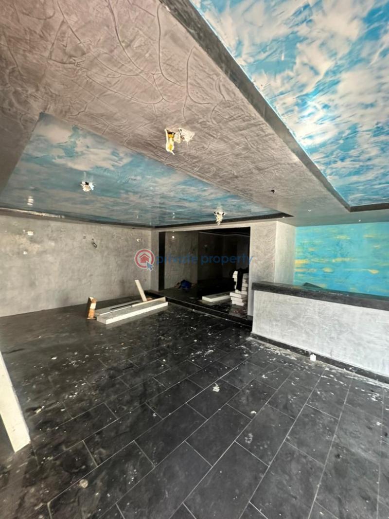 Commercial Property For Rent Victoria Island Lagos - 10