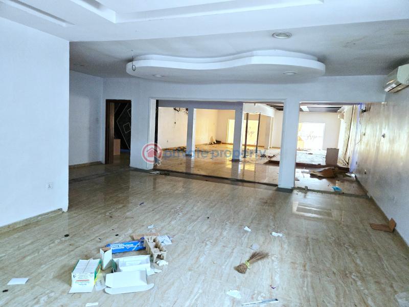 7 bedroom Shop For Rent Lekki Phase 1 Lagos - 4