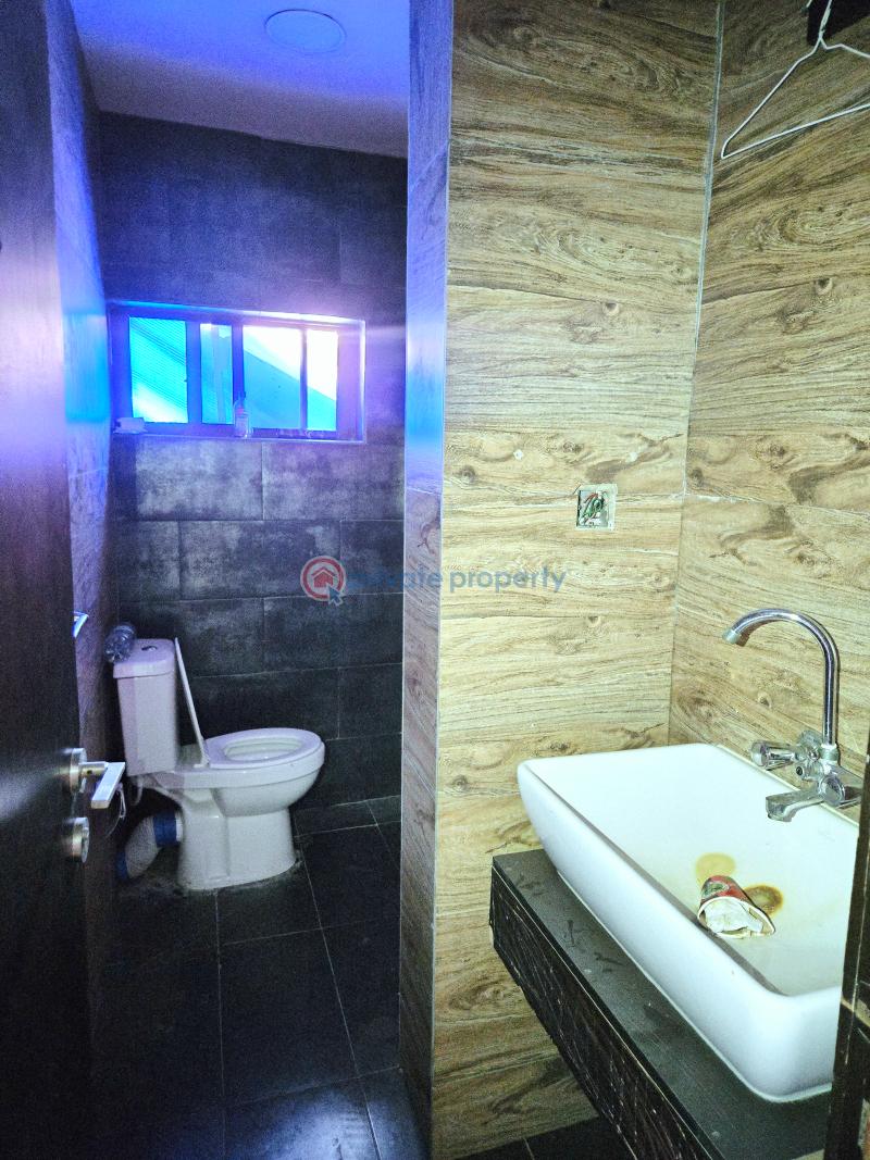7 bedroom Shop For Rent Lekki Phase 1 Lagos - 13