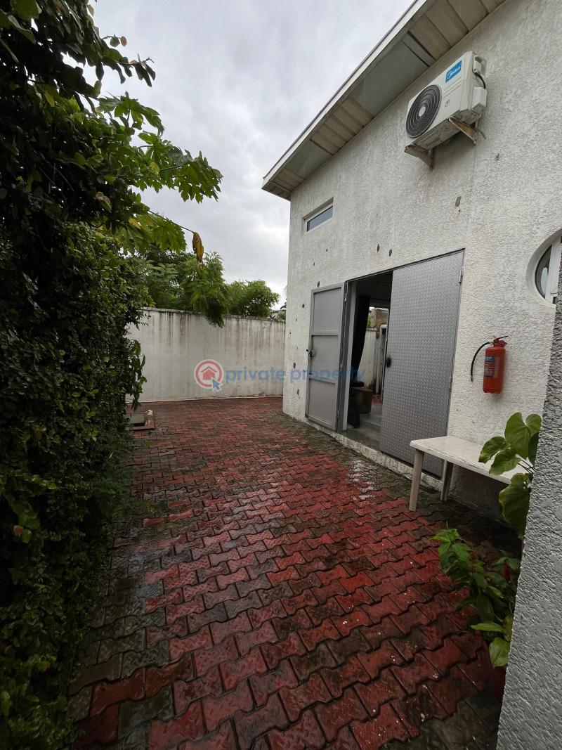 Commercial Property For Rent Victoria Island Lagos - 6