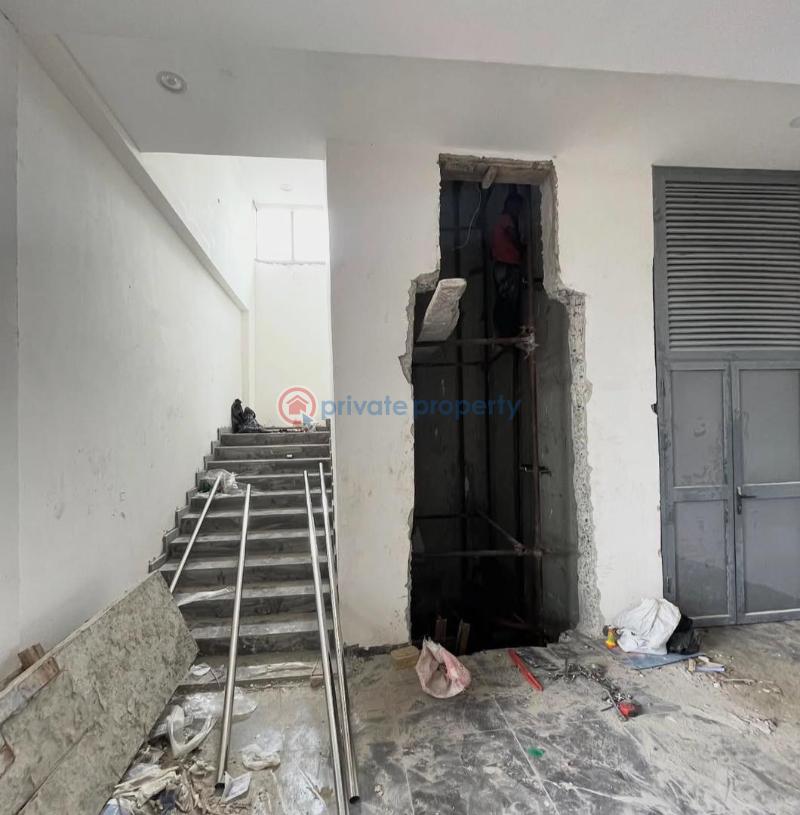 Commercial Property For Rent Lekki Phase 1 Lagos - 1