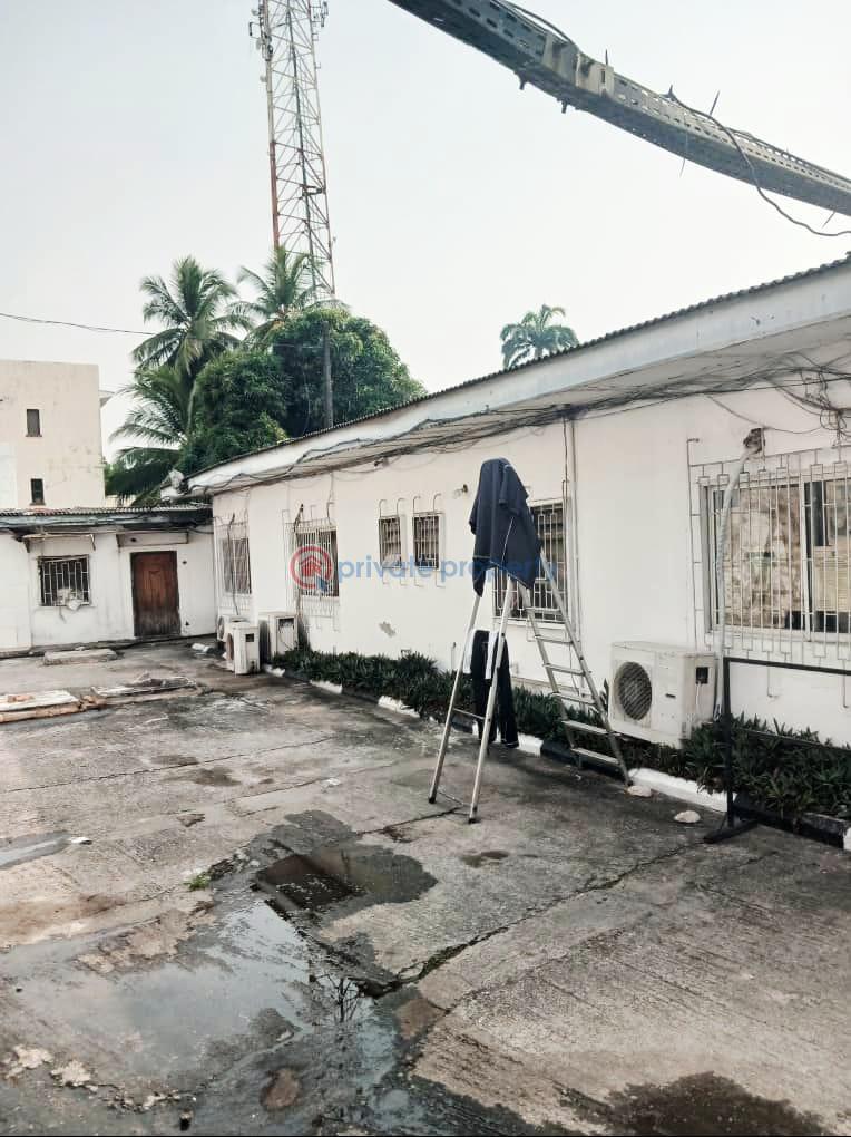 10 bedroom Office For Sale Victoria Island Lagos - 8