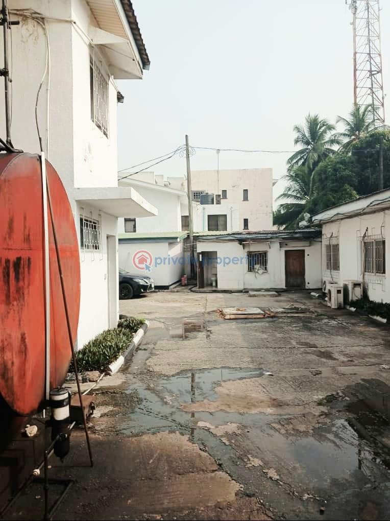 10 bedroom Office For Sale Victoria Island Lagos - 9