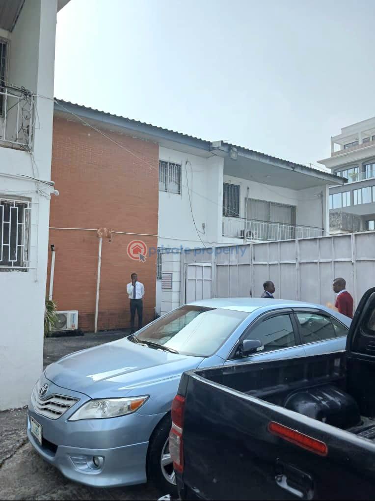 10 bedroom Office For Sale Victoria Island Lagos - 2