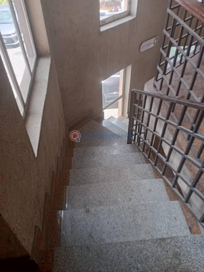 Commercial use 3 bedrooms flat - 2 3 bedroom Office For Rent Victoria Island Lagos - 2