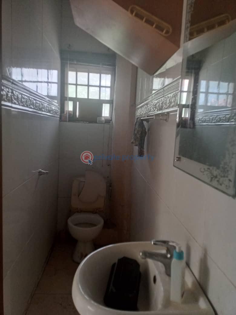 Commercial use 3 bedrooms flat - 12 3 bedroom Office For Rent Victoria Island Lagos - 12