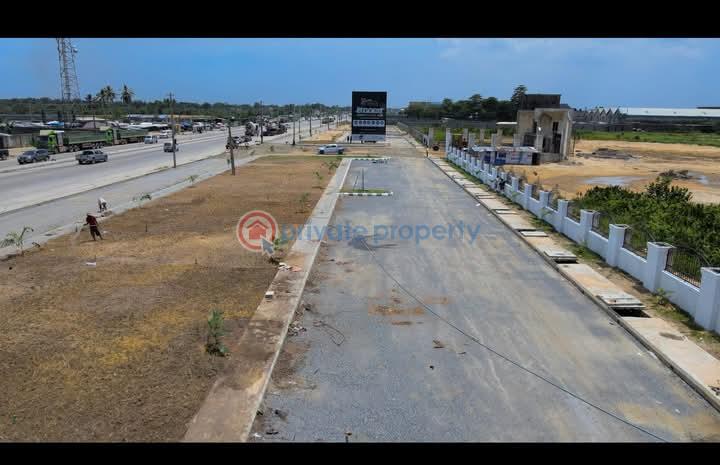 Mixed use Land For Sale Marbella Luxury And Smart Estate Along Lekki Epe Expressway Before Eleko Junction Ibeju Lekki Lagos Eleko Ibeju-Lekki Lagos - 4