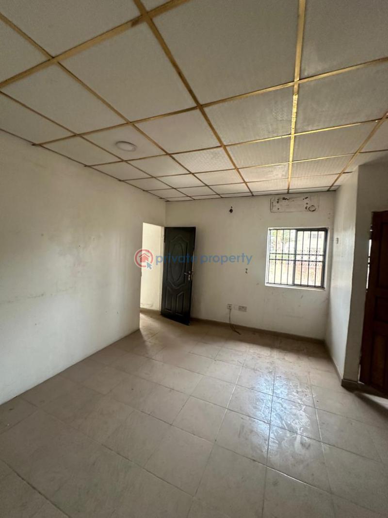 Commercial/residential property in lekki phase 1 - 6 Commercial Property For Rent Lekki Phase 1 Lagos - 6