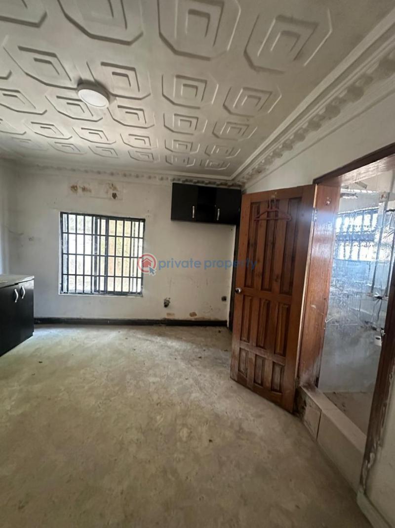 Commercial/residential property in lekki phase 1 - 1 Commercial Property For Rent Lekki Phase 1 Lagos - 1