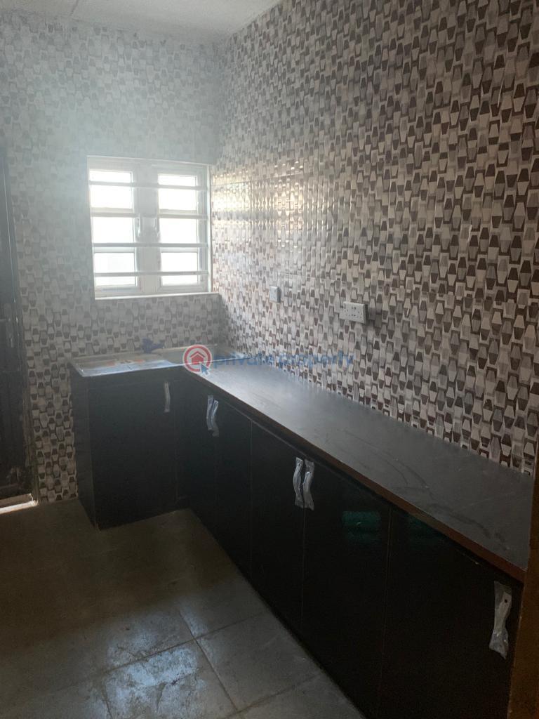 House For Sale On *lintel* For Sale At 📍alakia Isebo Road, Ebenezeri Junction. Facing Ibadan City Polytechnic, A Minute To The Tarred Road . Ibadan Oyo - 4