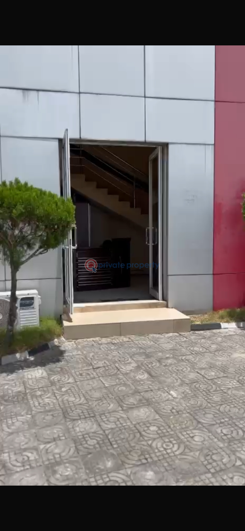 Mall/Complex/Plaza For Sale Very Close To Lakowe Oribanwa Ibeju-Lekki Lagos - 1