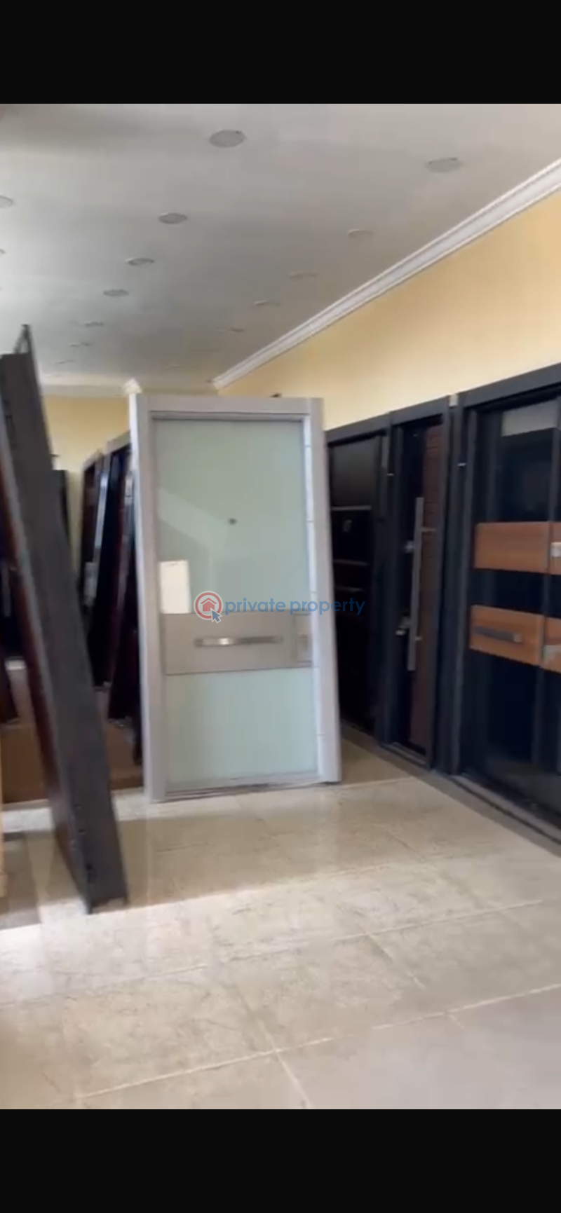 Mall/Complex/Plaza For Sale Very Close To Lakowe Oribanwa Ibeju-Lekki Lagos - 4
