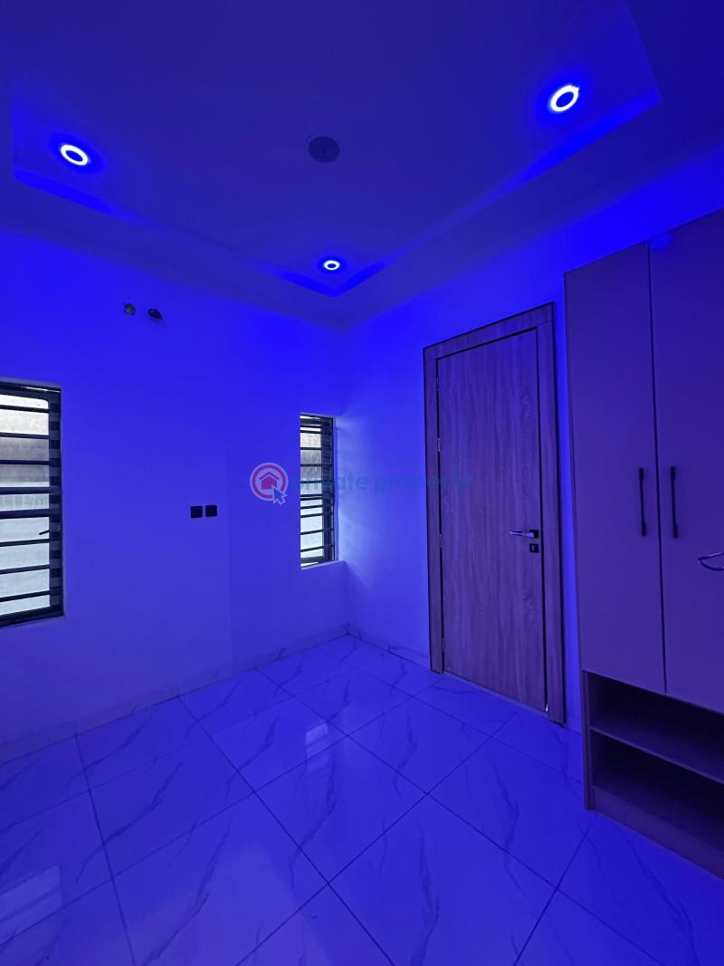 Comtempory spacious 4 bedroom semi detached duplex with bq - 8 4 bedroom Semi detached Duplex For Sale Chevron Drive Lekki Lagos - 8