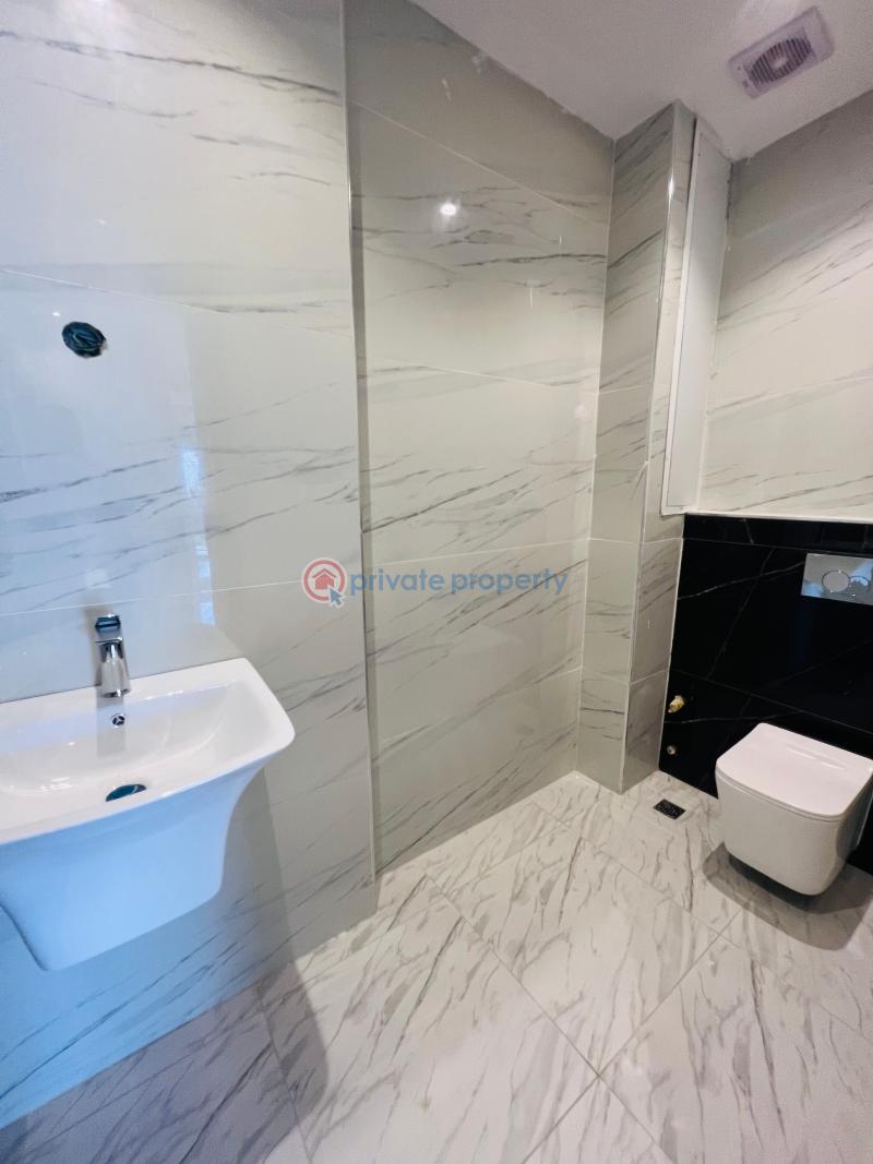 Contemporary 2 bedroom apartments with elevator, gym, swimming pool & lots more - 5 2 bedroom Block Of Flats For Sale Victoria Island Lagos - 5