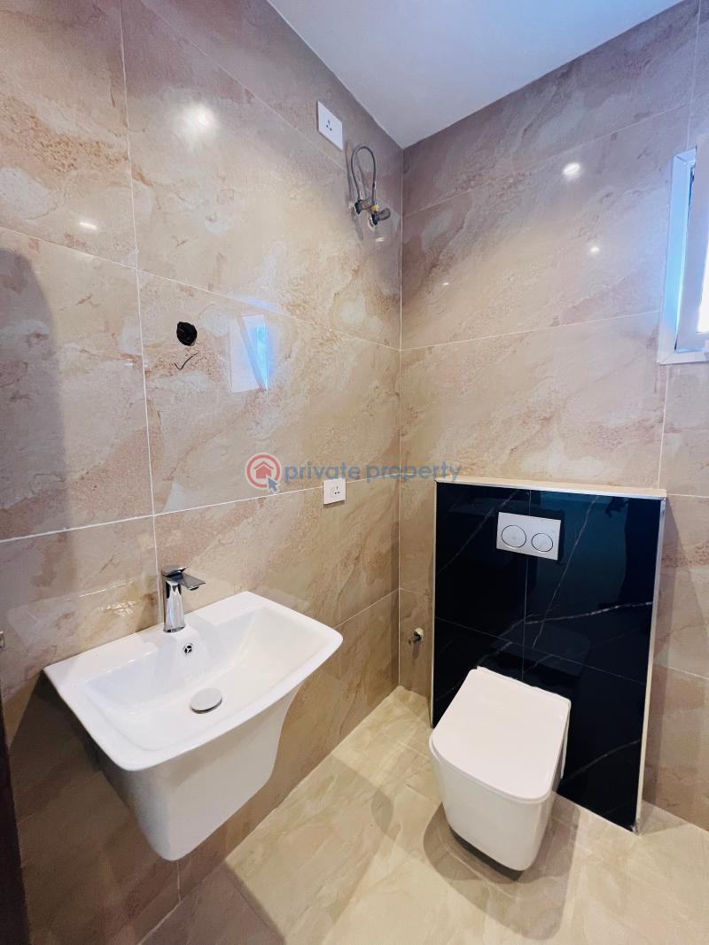 Contemporary 2 bedroom apartments with elevator, gym, swimming pool & lots more - 18 2 bedroom Block Of Flats For Sale Victoria Island Lagos - 18