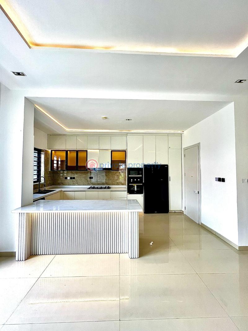 2 bedroom Shared Apartment For Sale Lekki Phase 1 Lagos - 4