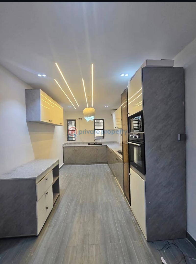 2 bedroom Block Of Flats For Sale Yaba Lagos - 4
