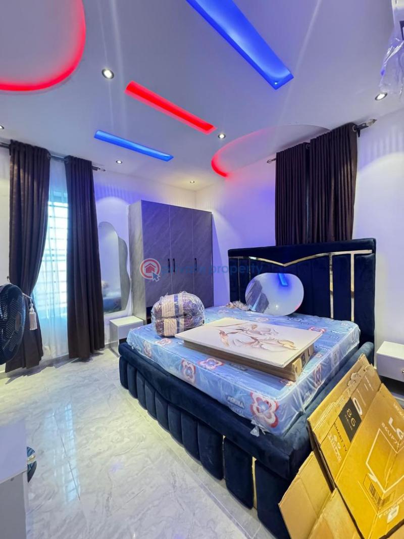 2 bedroom Block Of Flats For Sale Ikate Lagos Island  - 6