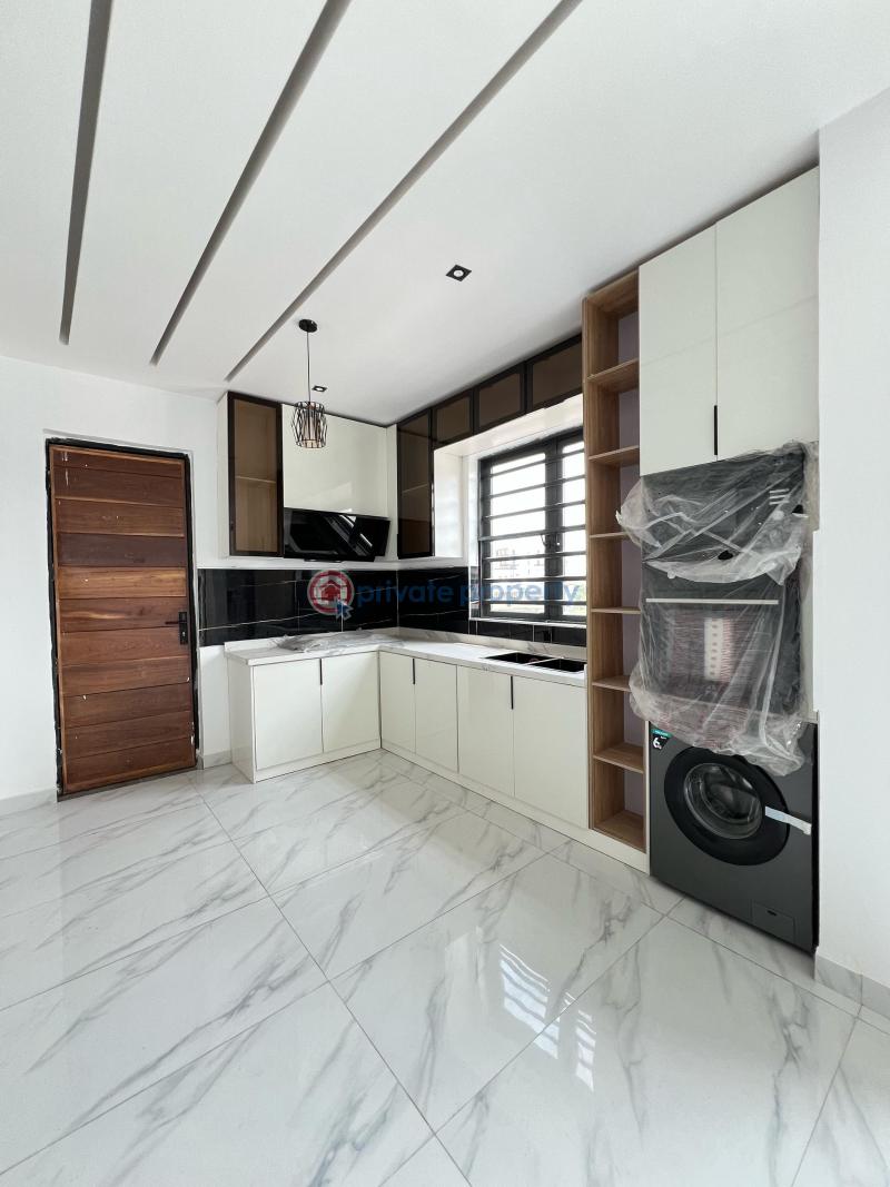 Contemporary 2 bedroom apartment with swimming pool, gym and elevator - 4 2 bedroom Flat & Apartment For Sale Ikate Lekki Lagos - 4