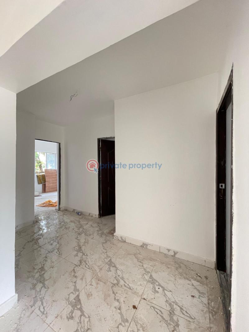 3 bedroom Block Of Flats For Sale Yaba Lagos - 4