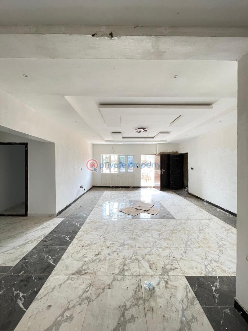 3 bedroom Flat & Apartment For Sale Yaba Lagos - 12