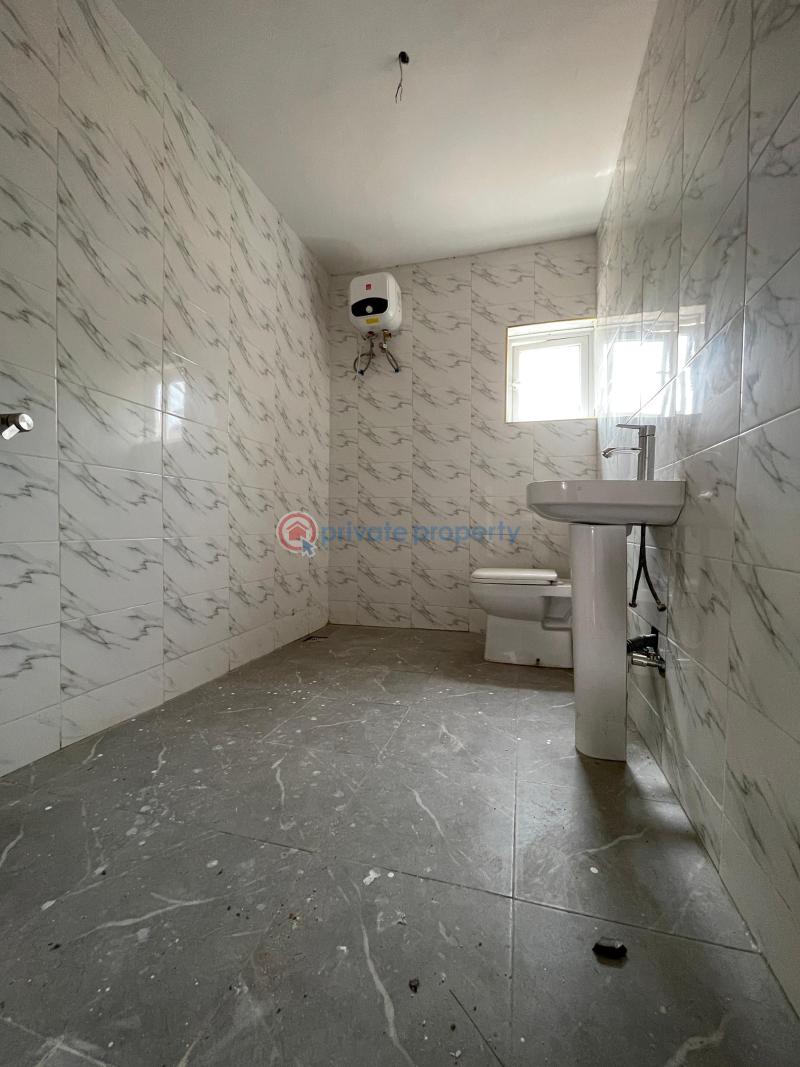 3 bedroom Block Of Flats For Sale Yaba Lagos - 12