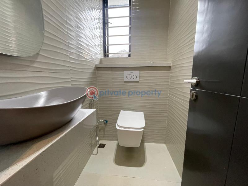 3 bedroom Flat & Apartment For Sale Gbagada Phase 1 Lagos - 2