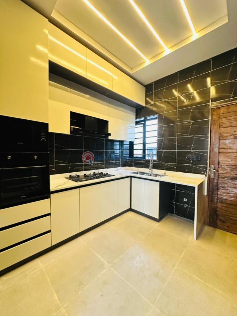 3 bedroom Terraced Duplex For Sale Ikota Lekki Lagos - 4