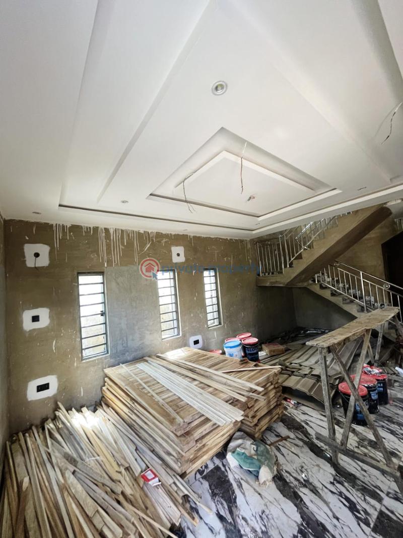 4 bedroom Detached Duplex For Sale Waterfall Kolapo Ishola Gra Ibadan Oyo - 1