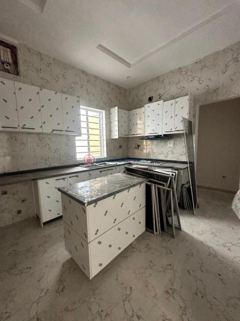 4 bedroom Detached Duplex For Rent Ikota Lekki Lagos - 11