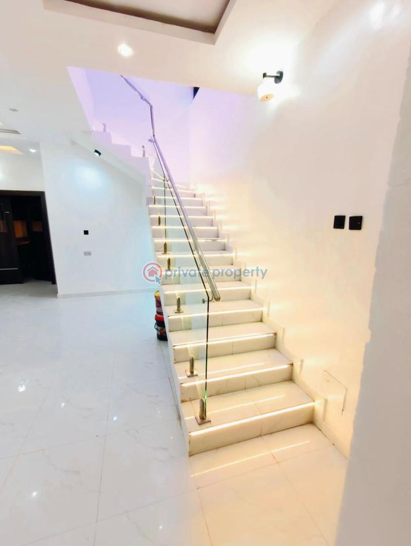 4 bedroom Detached Duplex For Sale Fagba Agege Off College Road Fagba Agege Lagos - 9