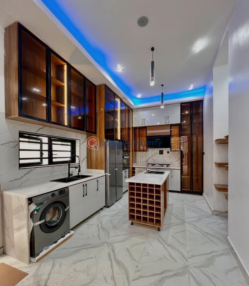 4 bedroom Detached Duplex For Sale Secure Estate At Orchid Lekki Lekki Expressway Lagos - 5