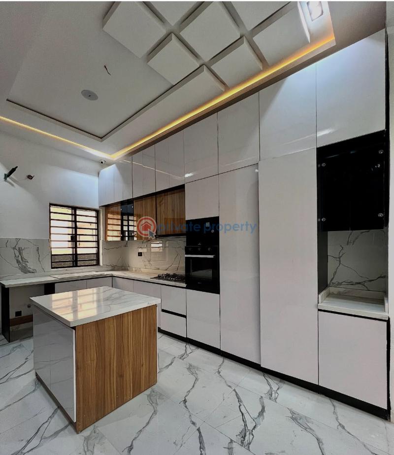 4 bedroom Detached Duplex For Sale Secure Estate At 2nd Tollgate Lekki Along Lekki Expressway Lagos - 5