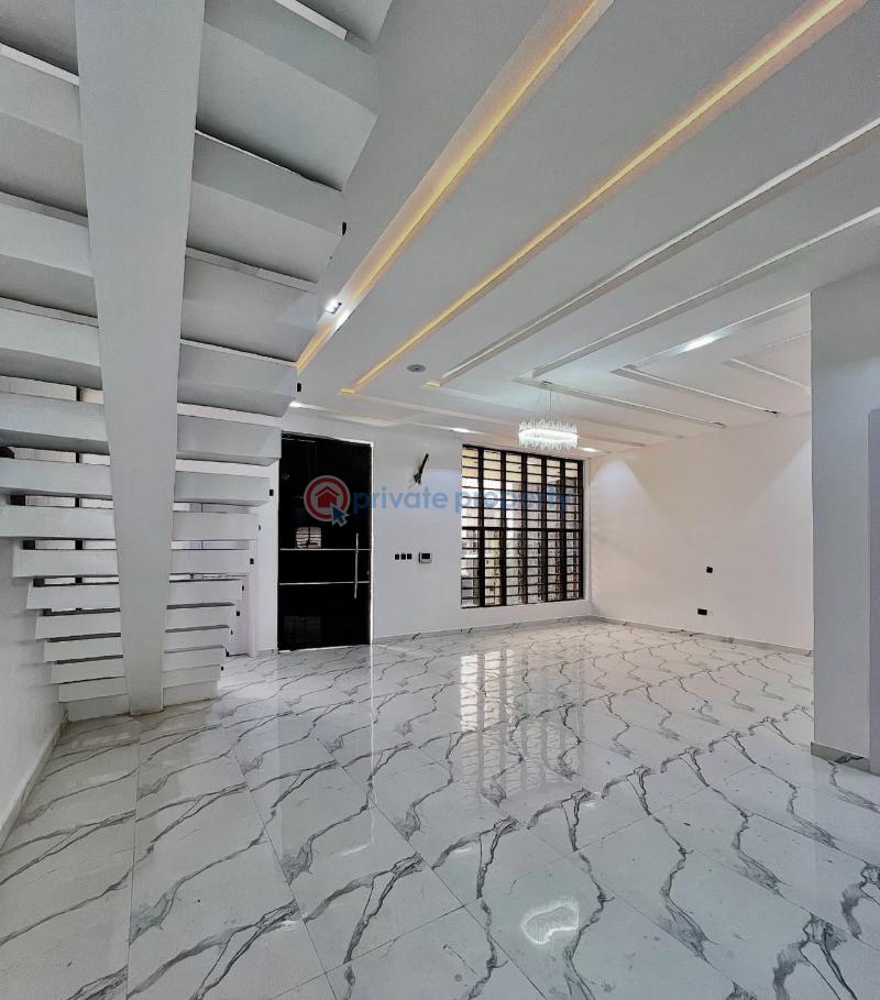 4 bedroom Detached Duplex For Sale Secure Estate At 2nd Tollgate Lekki Along Lekki Expressway Lagos - 3